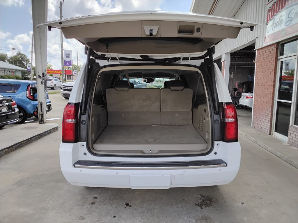 2016 Chevrolet Suburban Image 11