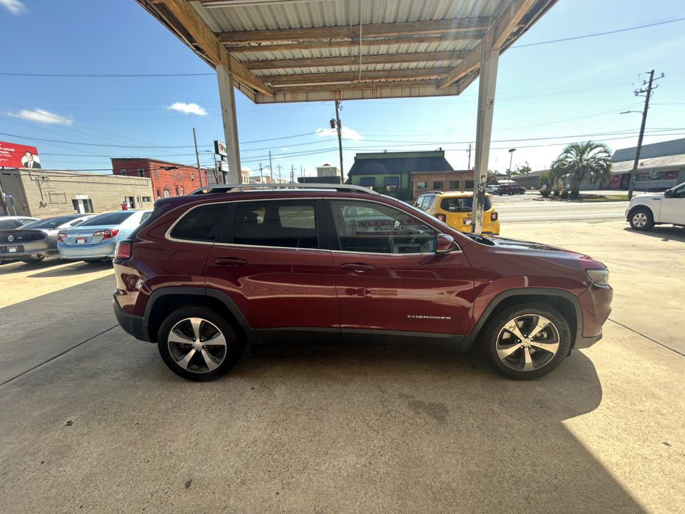 2019 Jeep Cherokee Image 5