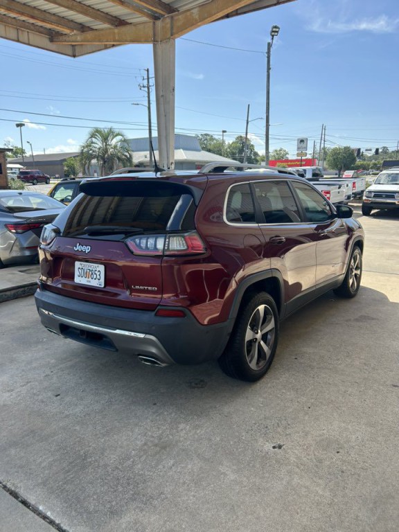 2019 Jeep Cherokee Image 15