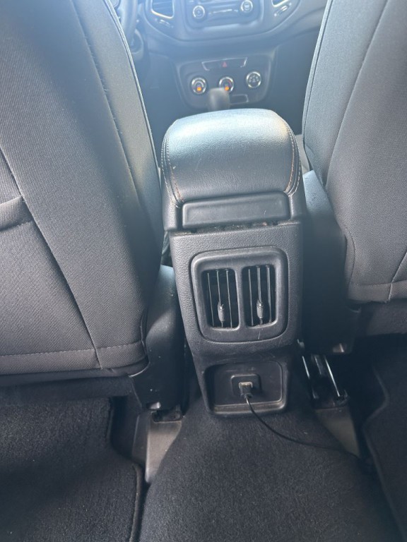 2018 Jeep Compass Image 17