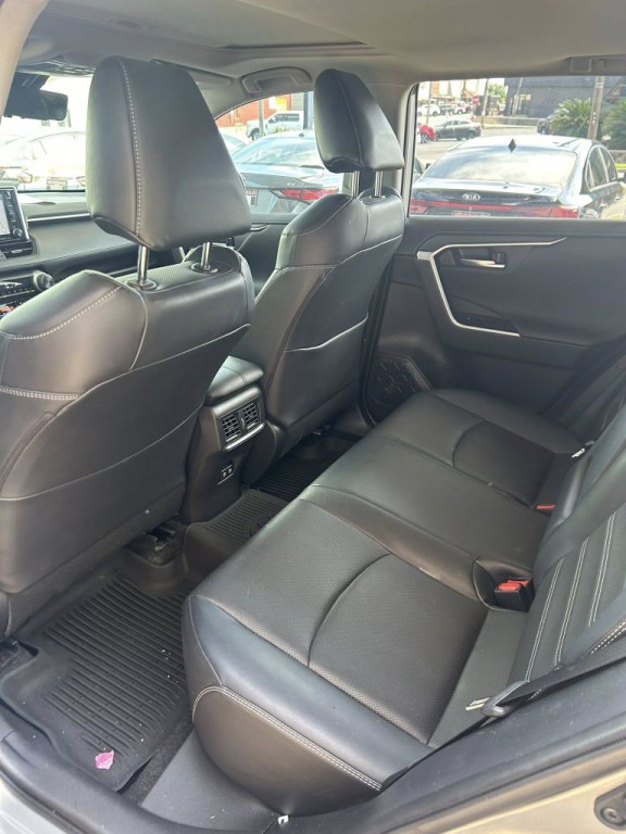 2020 Toyota Rav4 Image 5