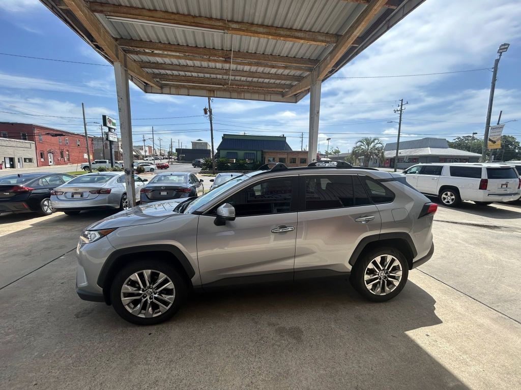 2020 Toyota Rav4 Image 6