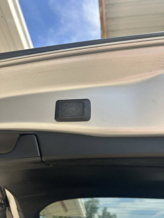 2020 Toyota Rav4 Image 16