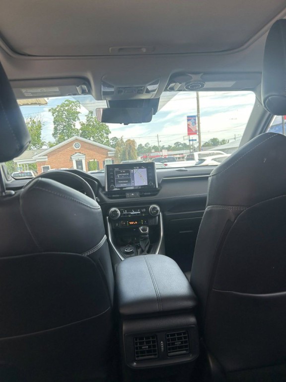 2020 Toyota Rav4 Image 17
