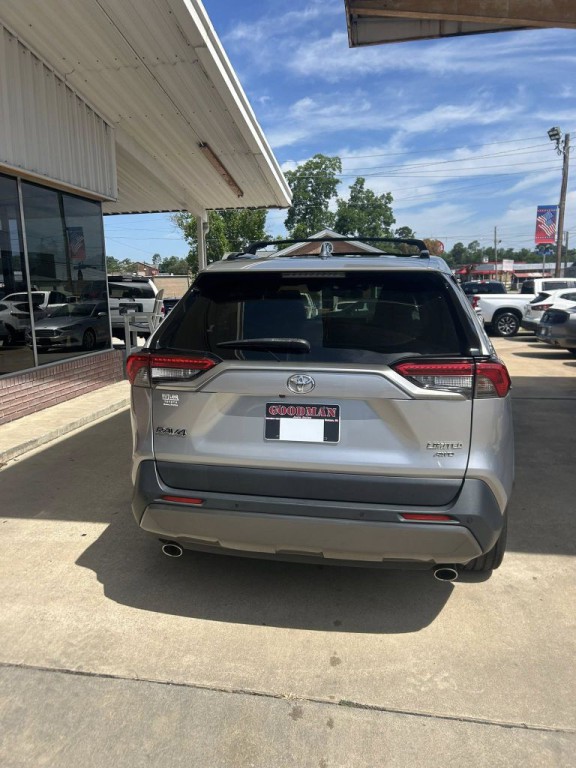 2020 Toyota Rav4 Image 18