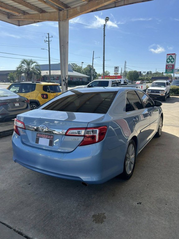 2012 Toyota Camry Image 4
