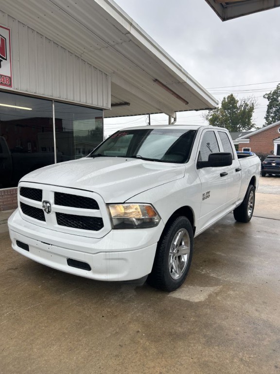 2016 RAM 1500 Image 2
