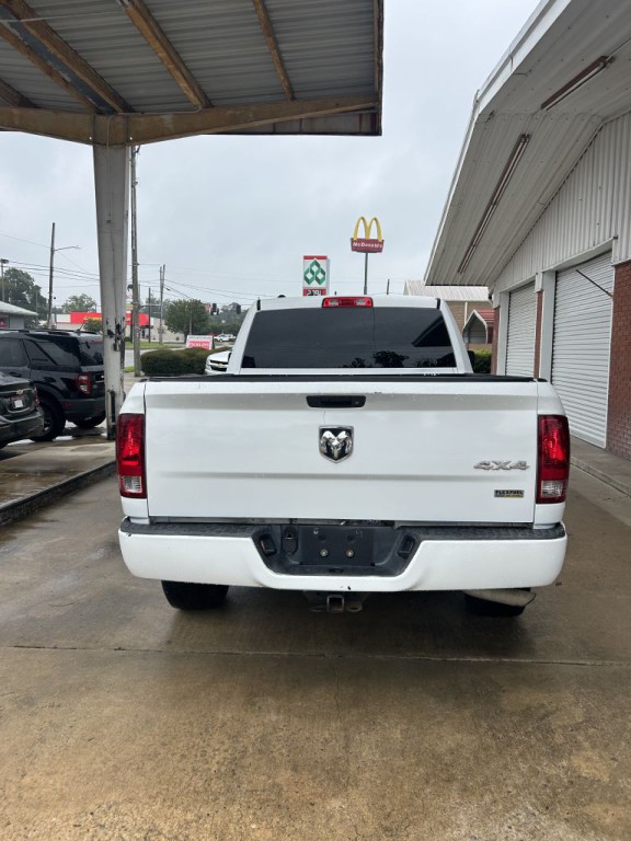 2016 RAM 1500 Image 7