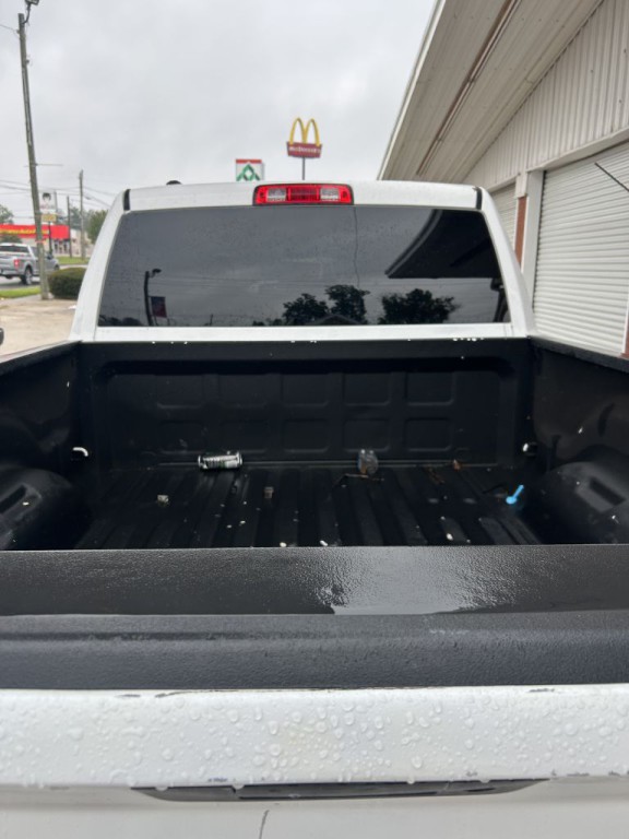 2016 RAM 1500 Image 9