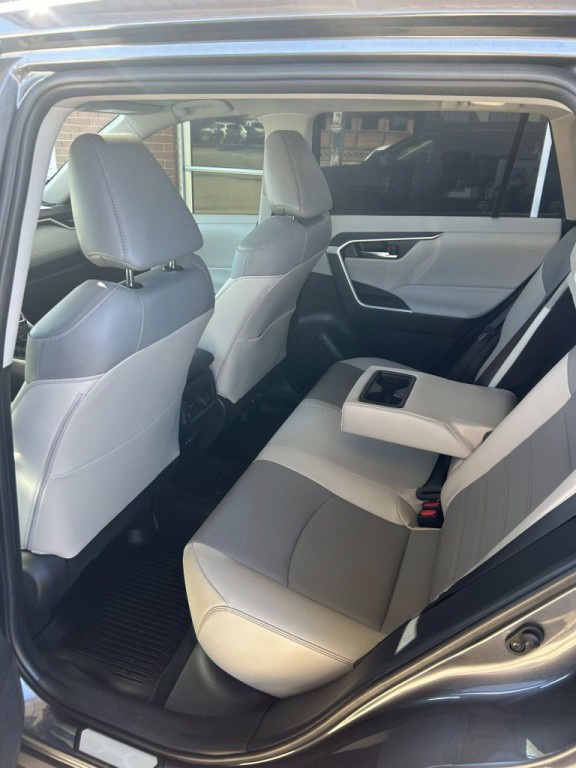 2023 Toyota Rav4 Image 2