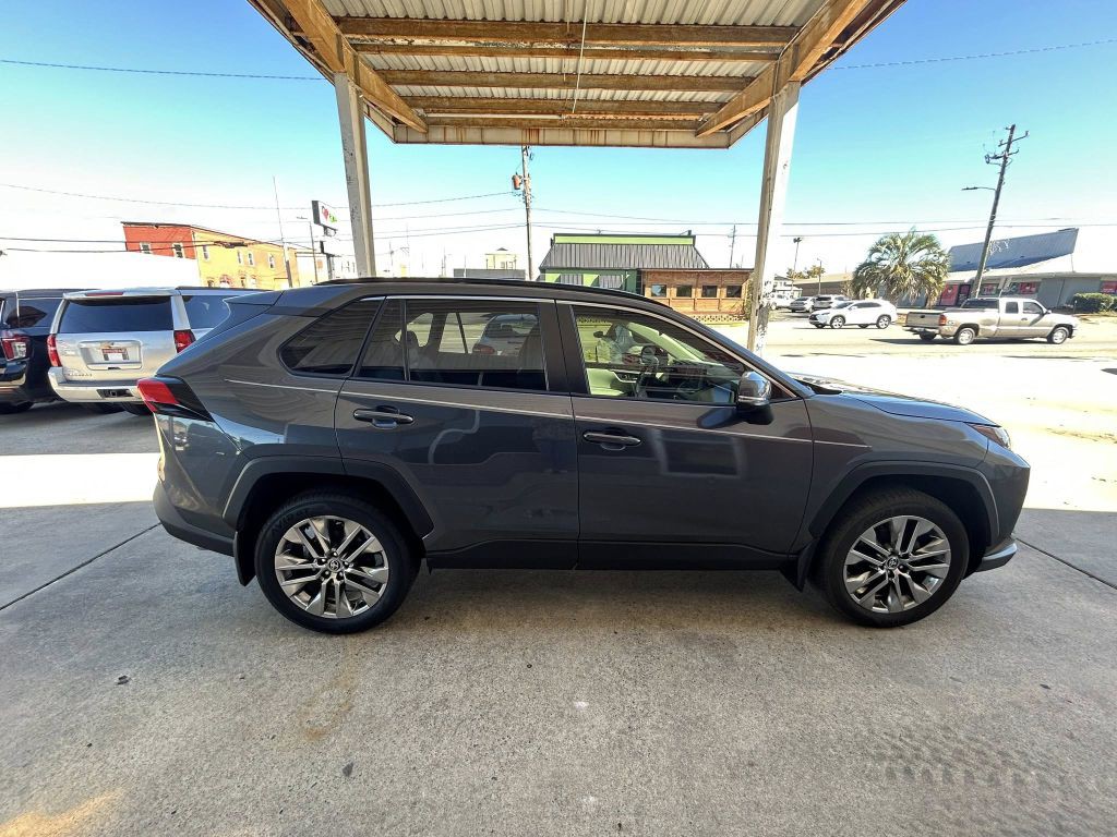 2023 Toyota Rav4 Image 6