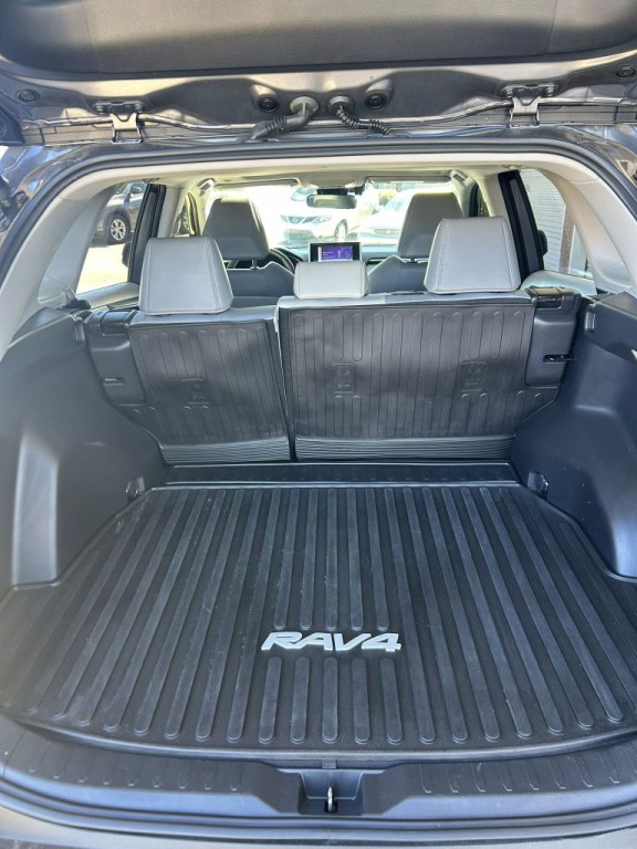 2023 Toyota Rav4 Image 9