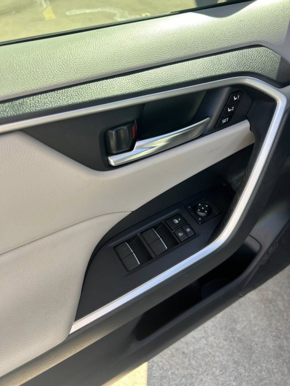 2023 Toyota Rav4 Image 14