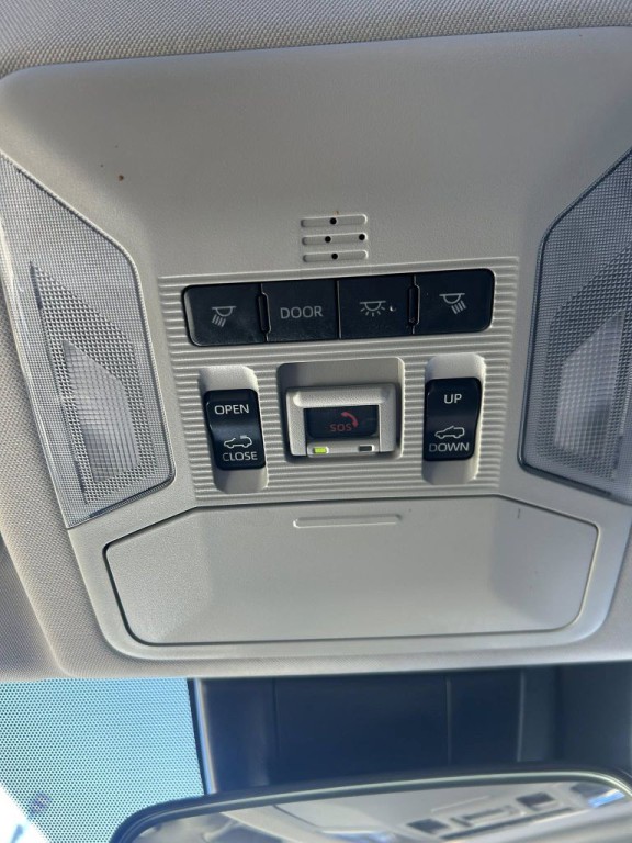 2023 Toyota Rav4 Image 18