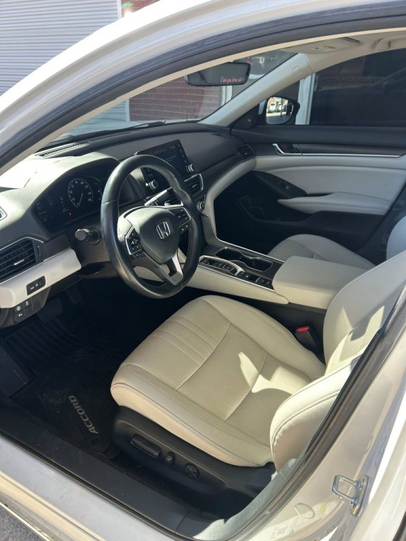 2021 Honda Accord Image 4