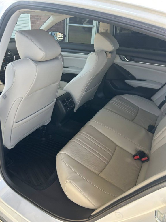 2021 Honda Accord Image 15