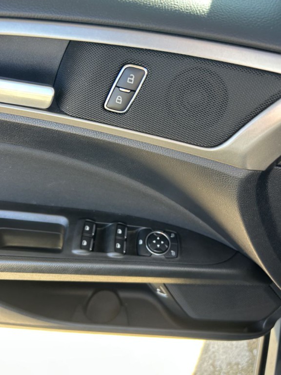 2019 Ford Fusion Image 7