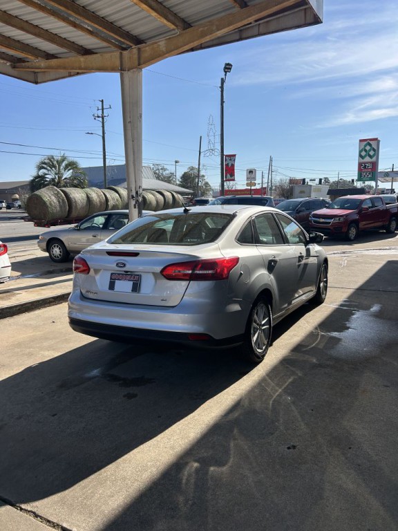 2017 Ford Focus Image 5