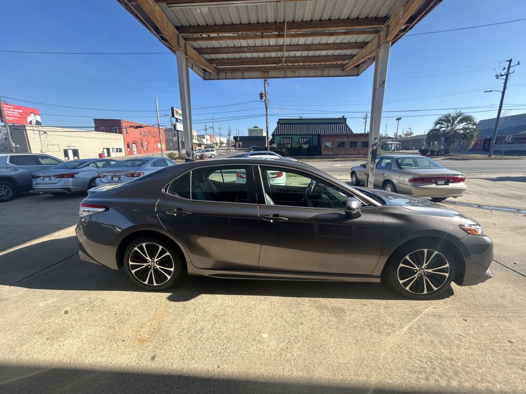 2020 Toyota Camry Image 5