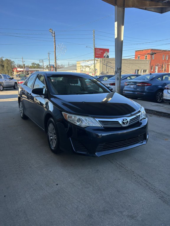 2014 Toyota Camry Image 4
