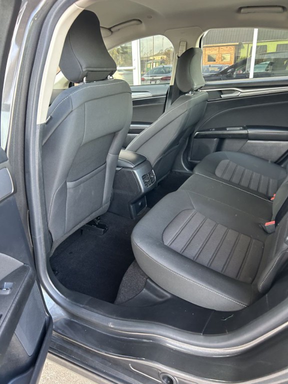 2019 Ford Fusion Image 14