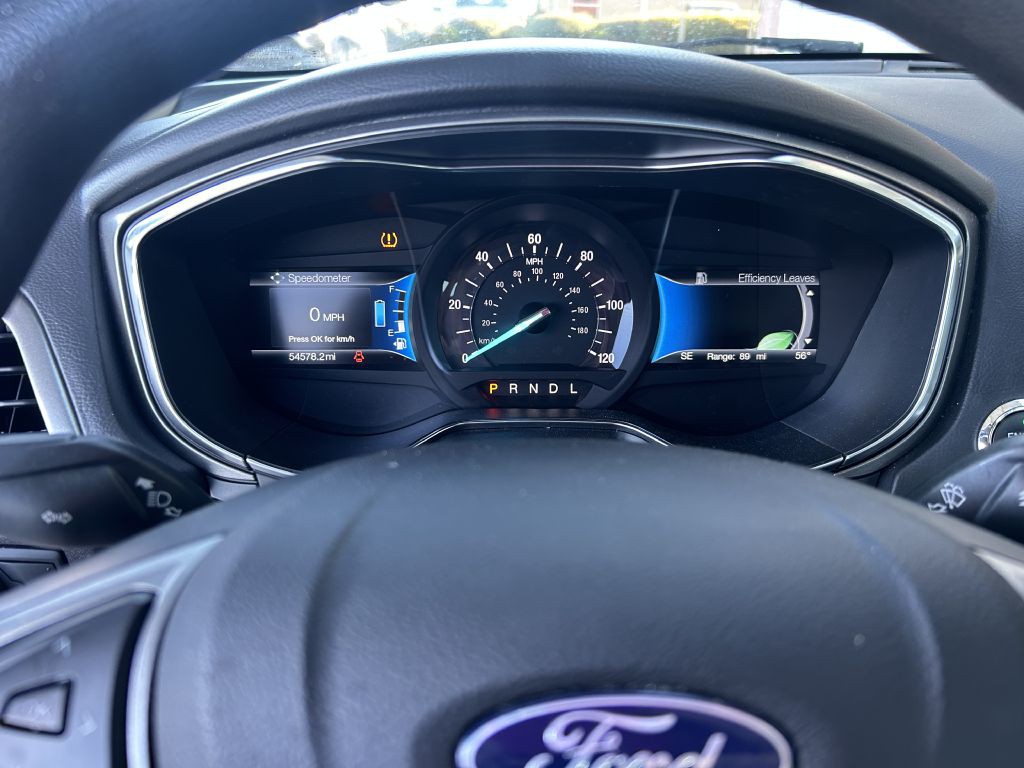 2018 Ford Fusion Image 11