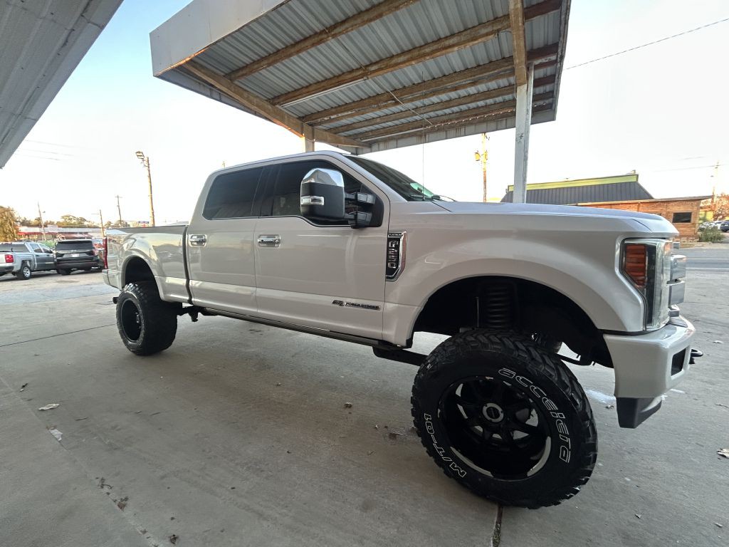 2017 Ford F-250 Image 5