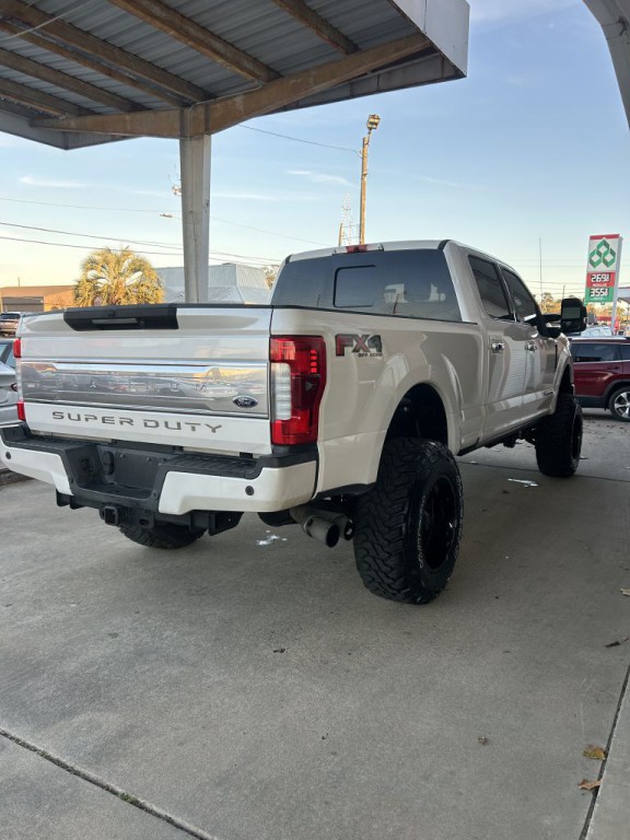 2017 Ford F-250 Image 6