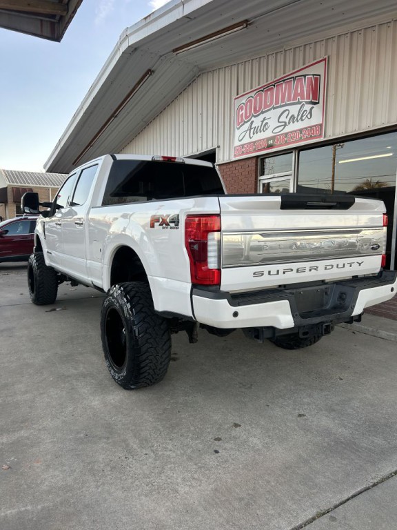 2017 Ford F-250 Image 8