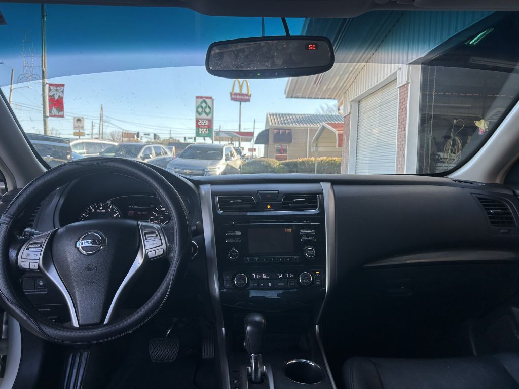 2013 Nissan Altima Image 15