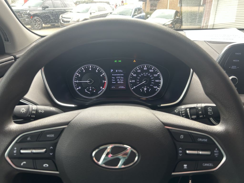 2019 Hyundai Santa Fe Image 9