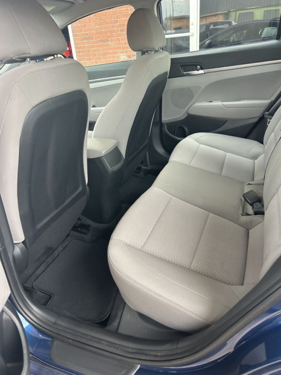 2019 Hyundai Elantra Image 14