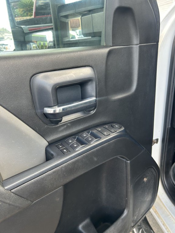 2018 Chevrolet Silverado 1500 Image 10