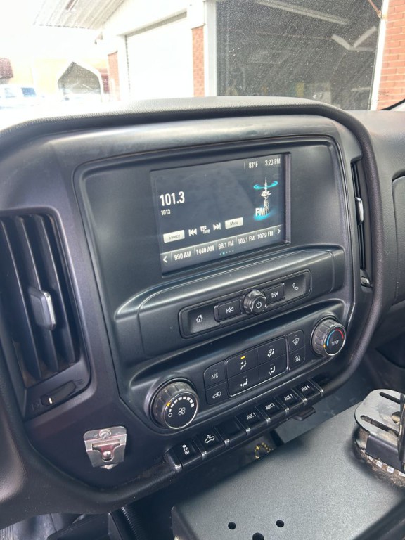 2018 Chevrolet Silverado 1500 Image 12