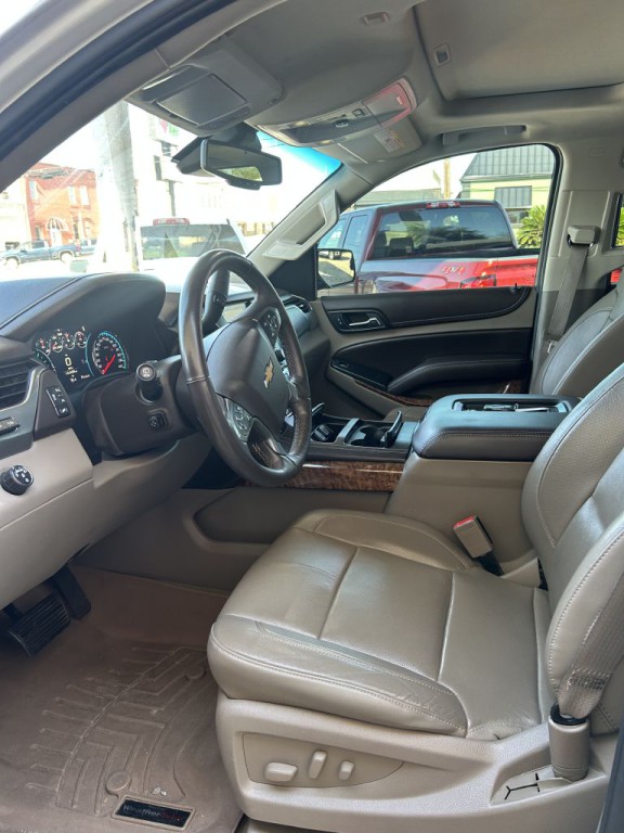 2016 Chevrolet Suburban Image 9