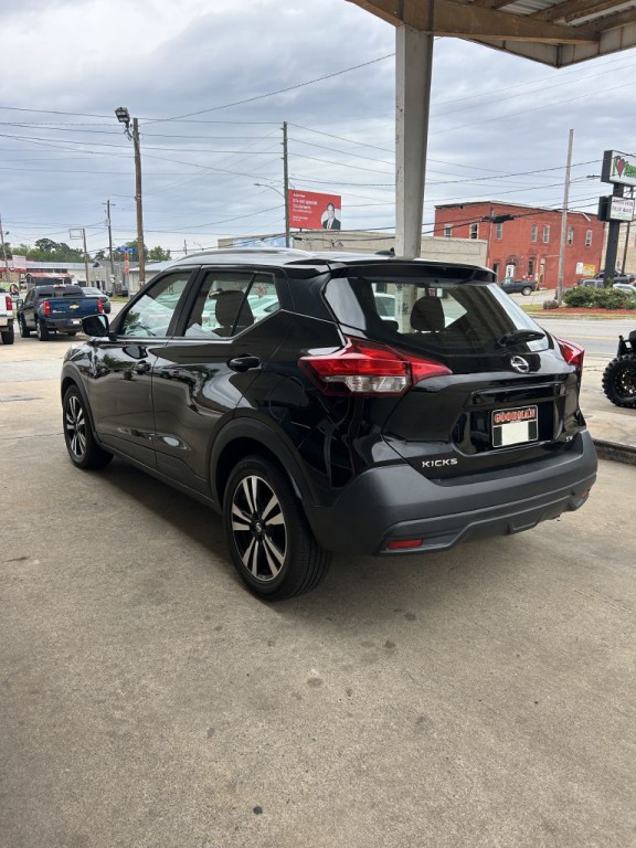 2019 Nissan Kicks Image 3