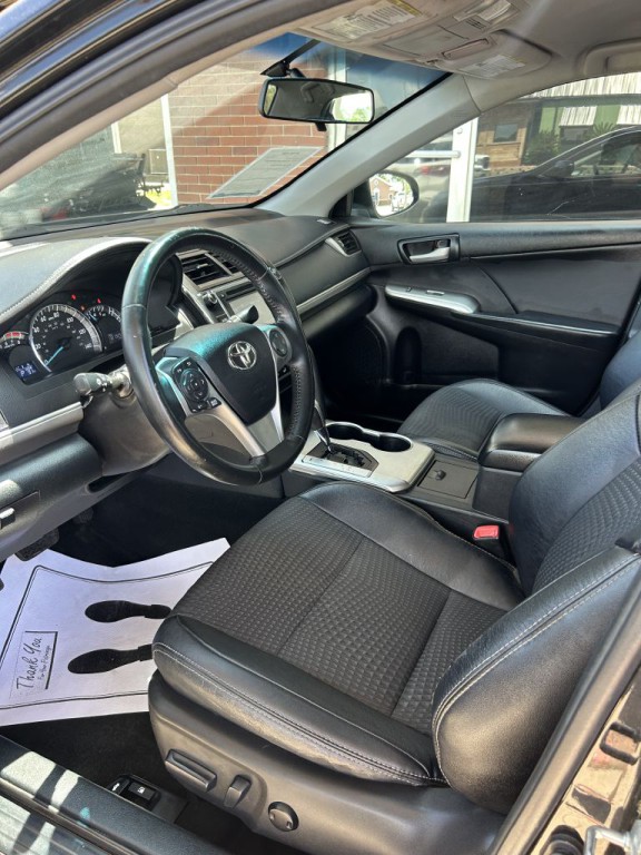 2014 Toyota Camry Image 7