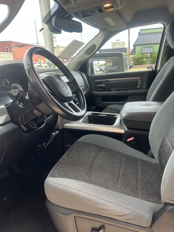 2017 RAM 1500 Image 6
