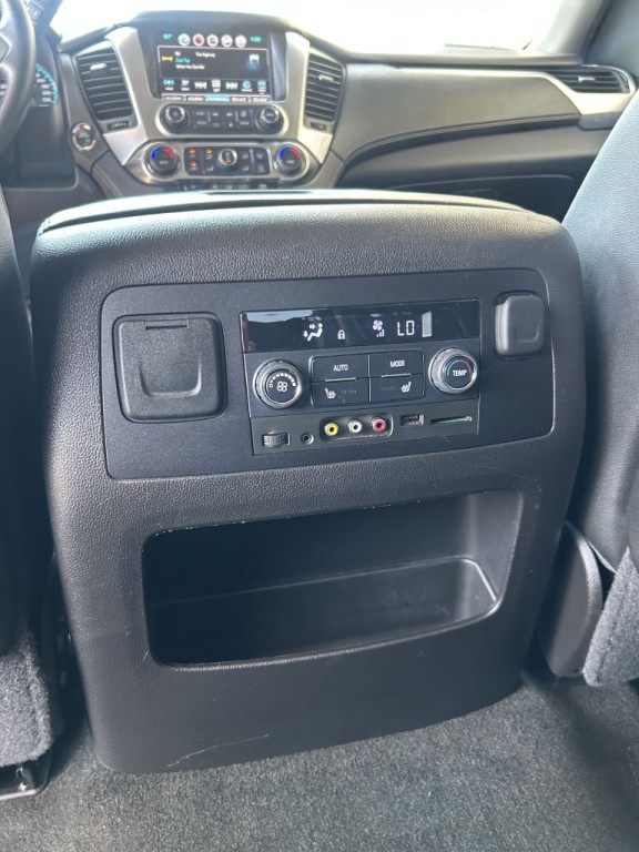 2016 Chevrolet Tahoe Image 12