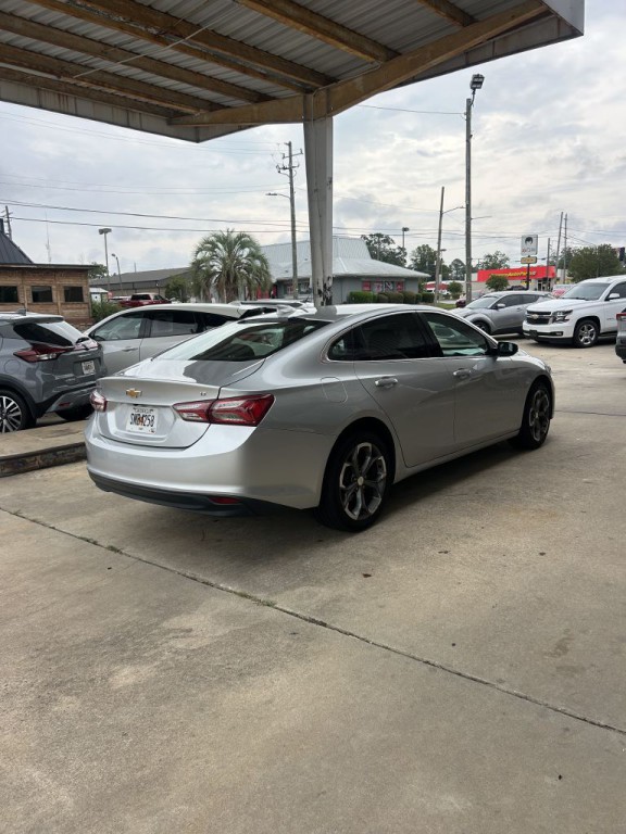 2020 Chevrolet Malibu Image 4