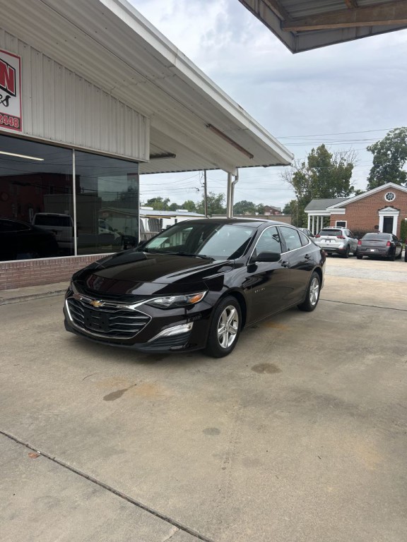 2020 Chevrolet Malibu Image 2