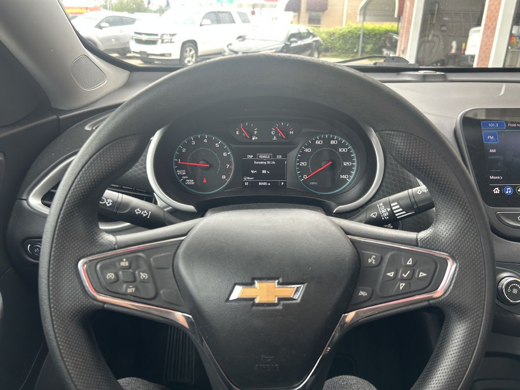 2020 Chevrolet Malibu Image 8