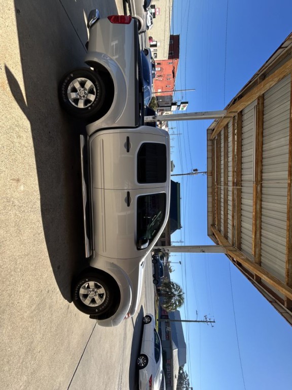 2012 Nissan Frontier Image 4