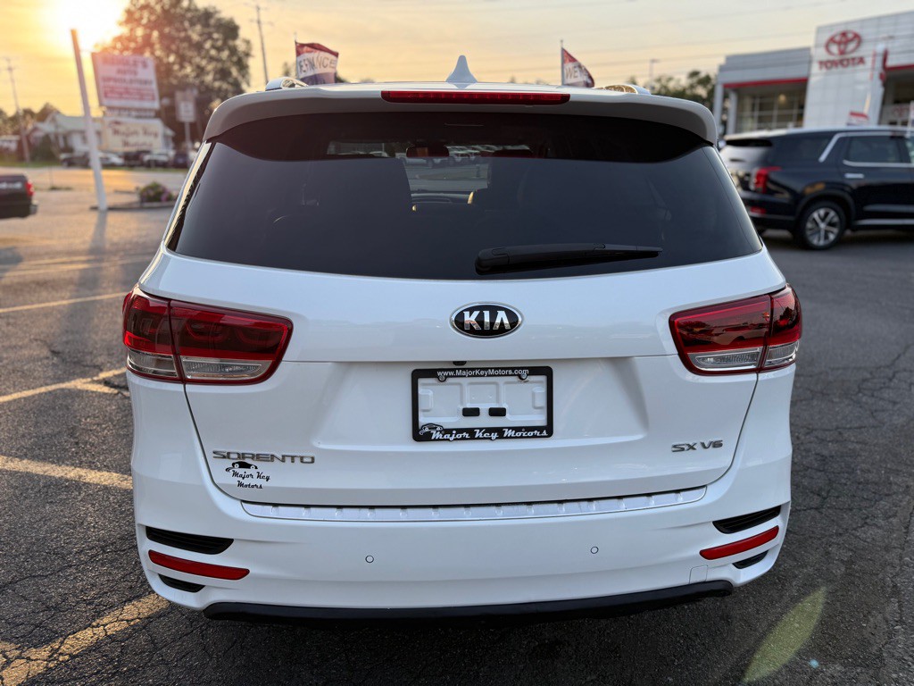 2017 Kia Sorento Image 4