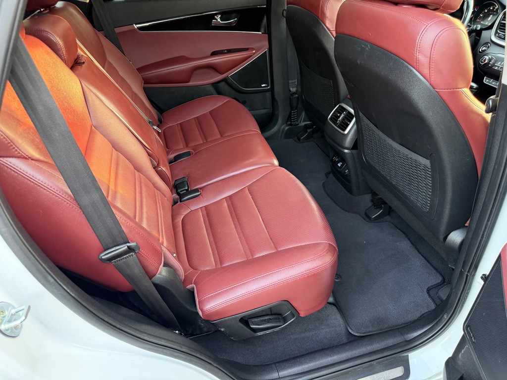 2017 Kia Sorento Image 26