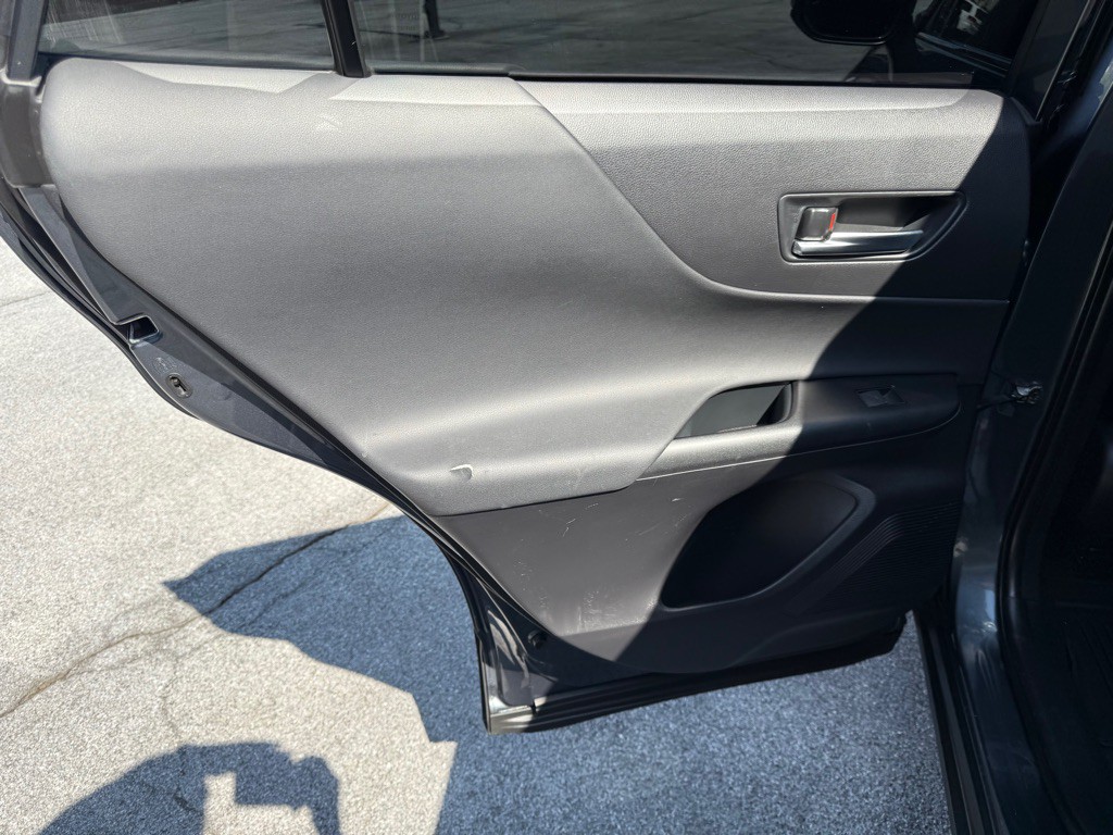2021 Toyota Venza Image 18