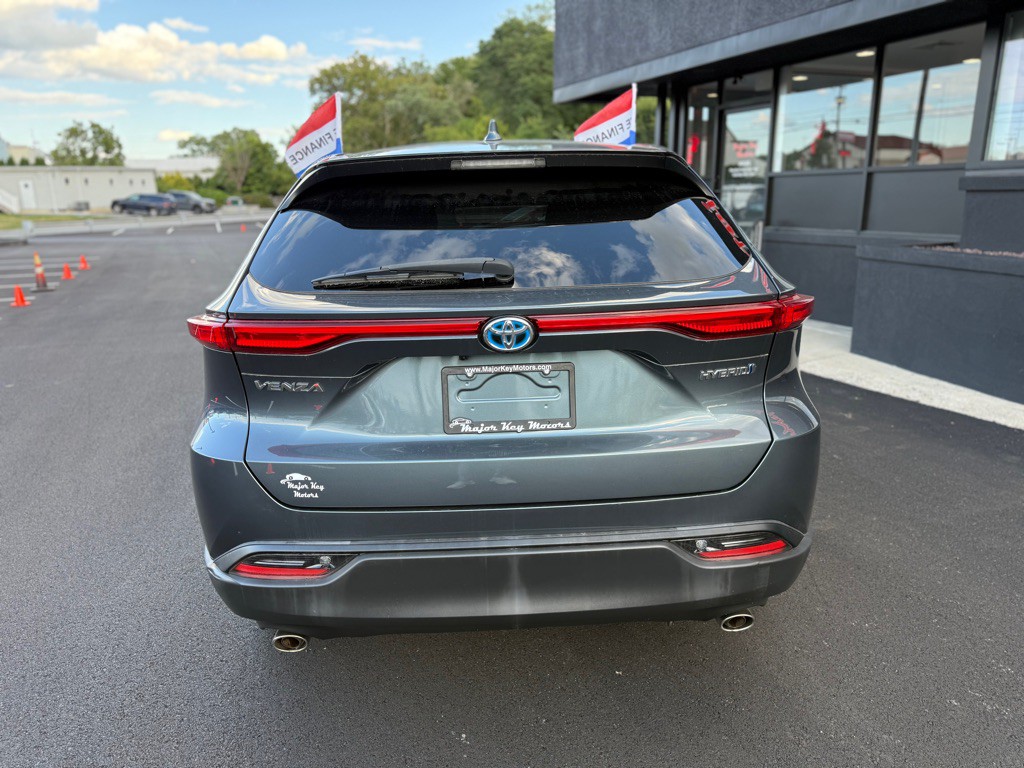 2021 Toyota Venza Image 5