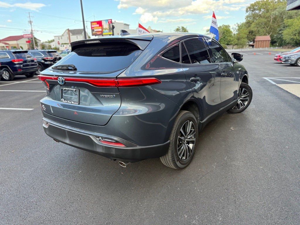 2021 Toyota Venza Image 6