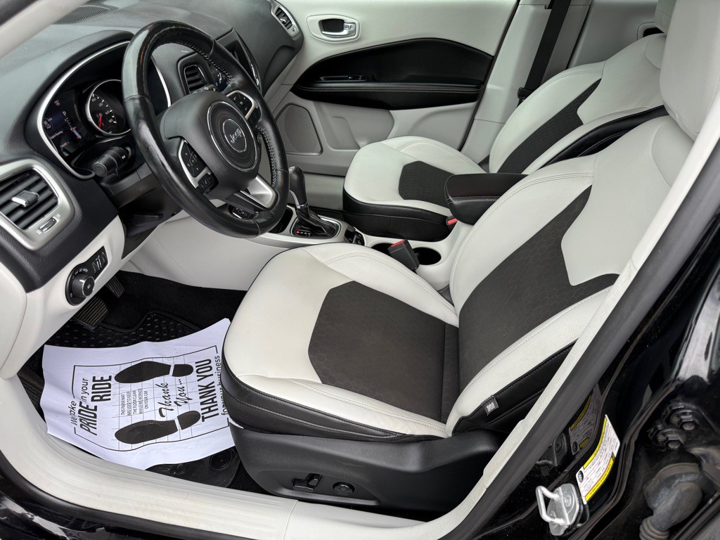2018 Jeep Compass Image 11