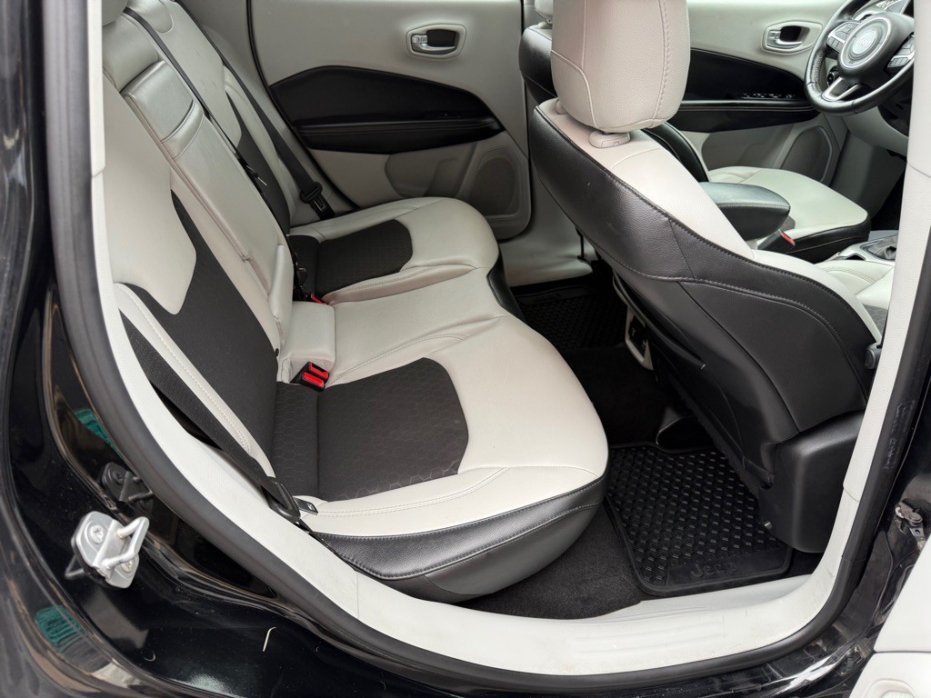 2018 Jeep Compass Image 23
